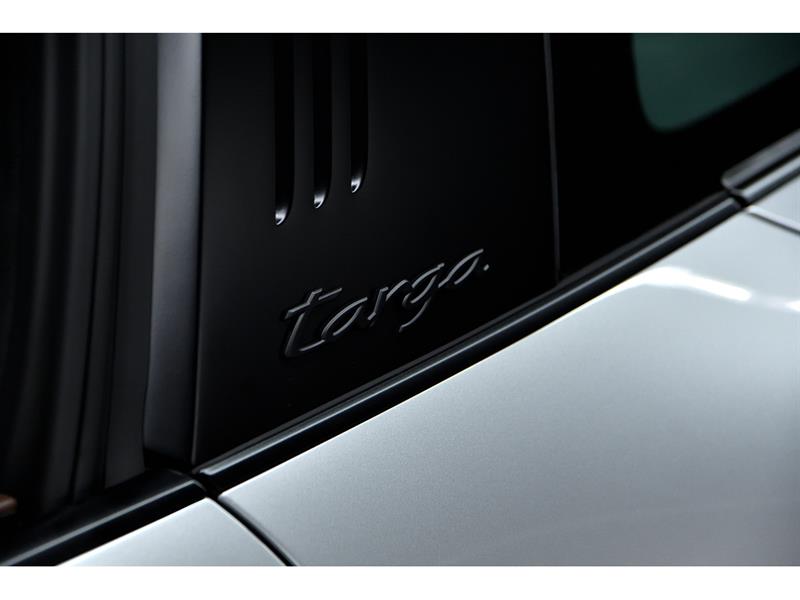 porsche 911 2025 - 12