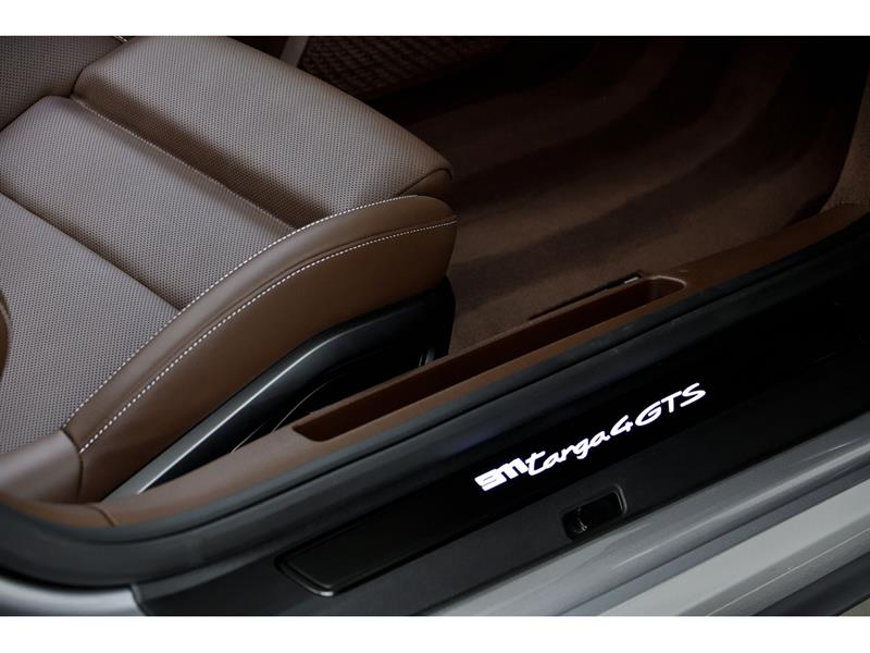 porsche 911 2025 - 36