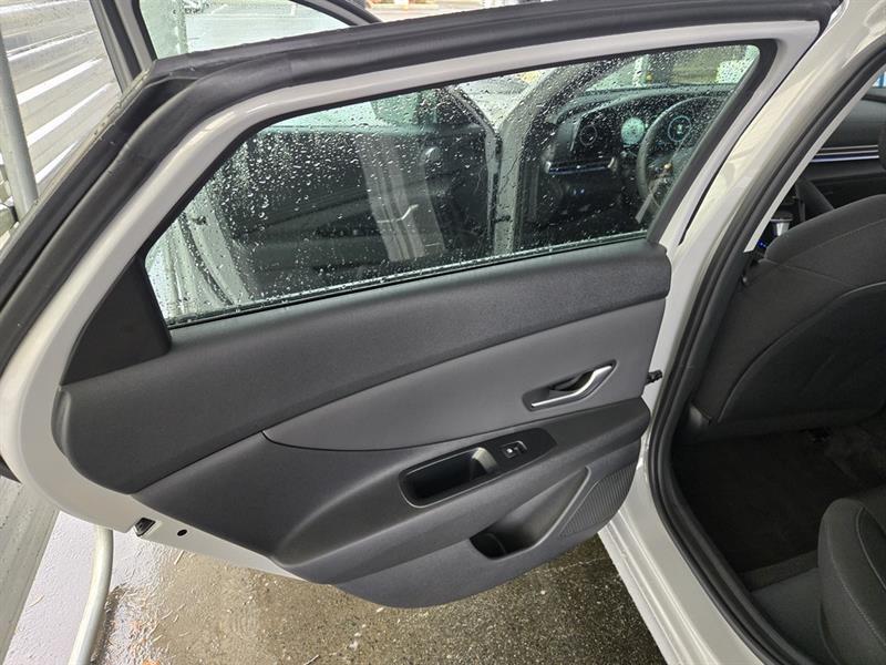 hyundai Elantra 2025 - 18