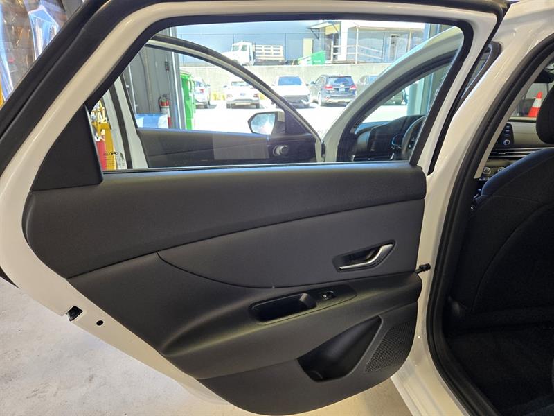 hyundai Elantra 2025 - 19