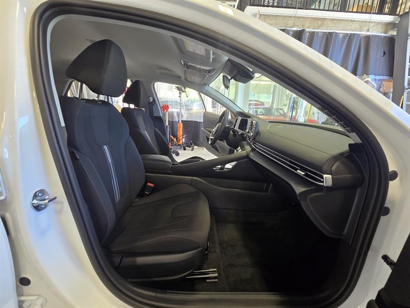 hyundai Elantra 2025 - 27