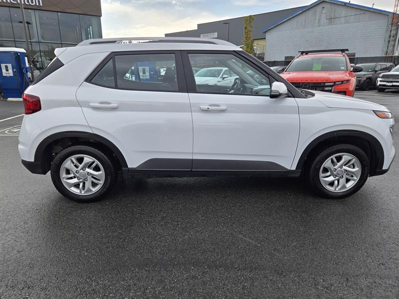 hyundai Venue 2022 - 9