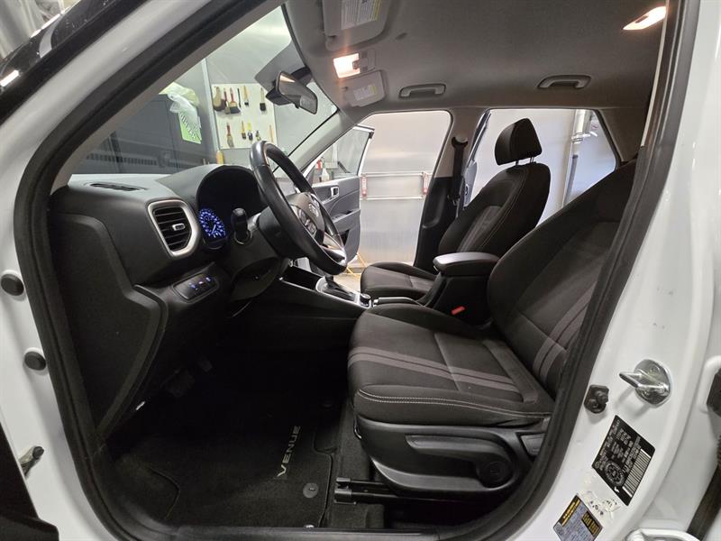 hyundai Venue 2022 - 13