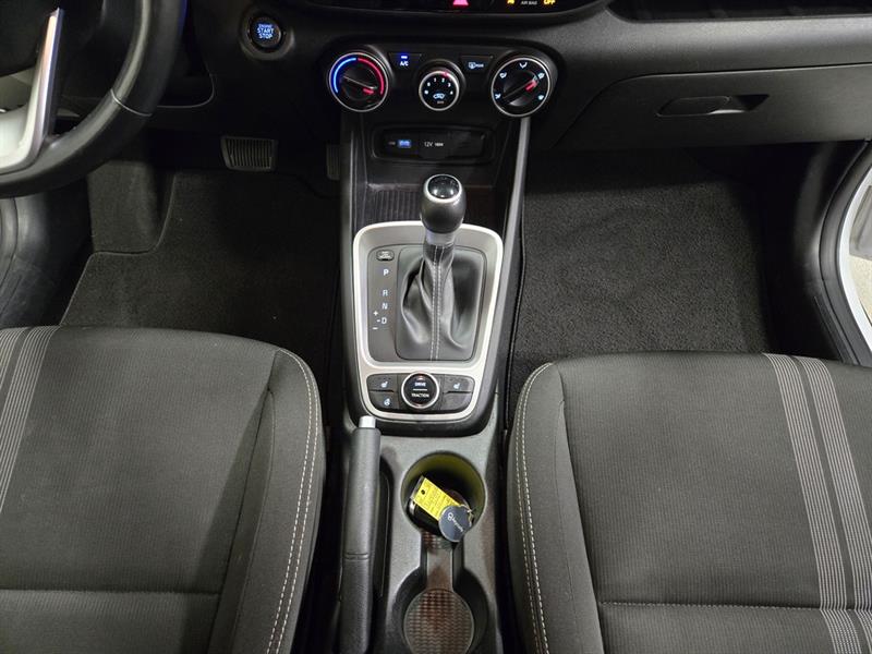 hyundai Venue 2022 - 18