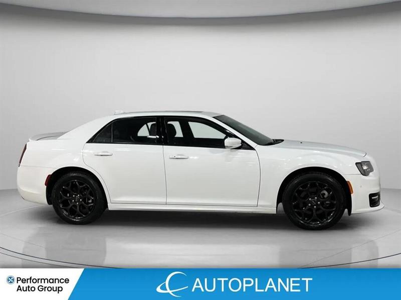 chrysler 300 2023 - 8