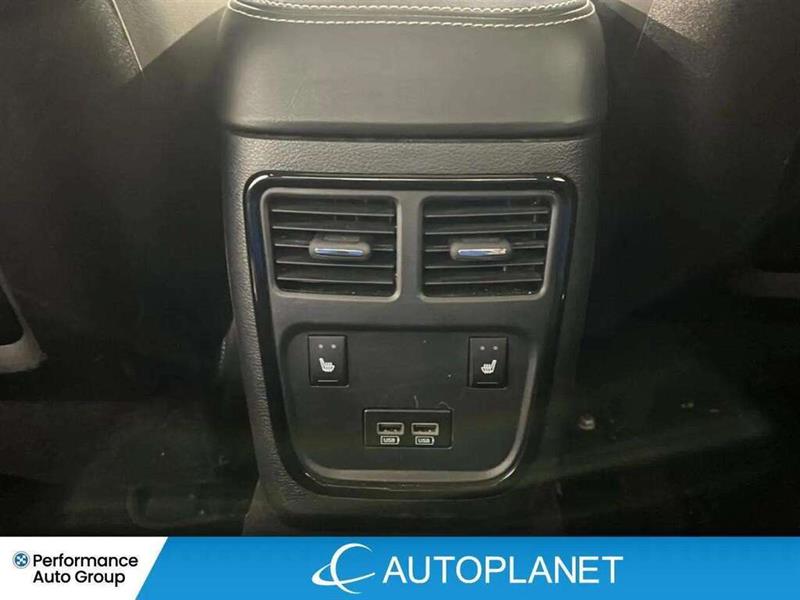 chrysler 300 2023 - 14