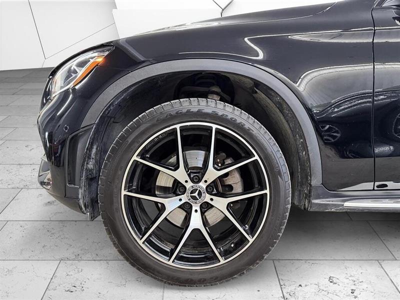 mercedes-benz GLC 2022 - 8