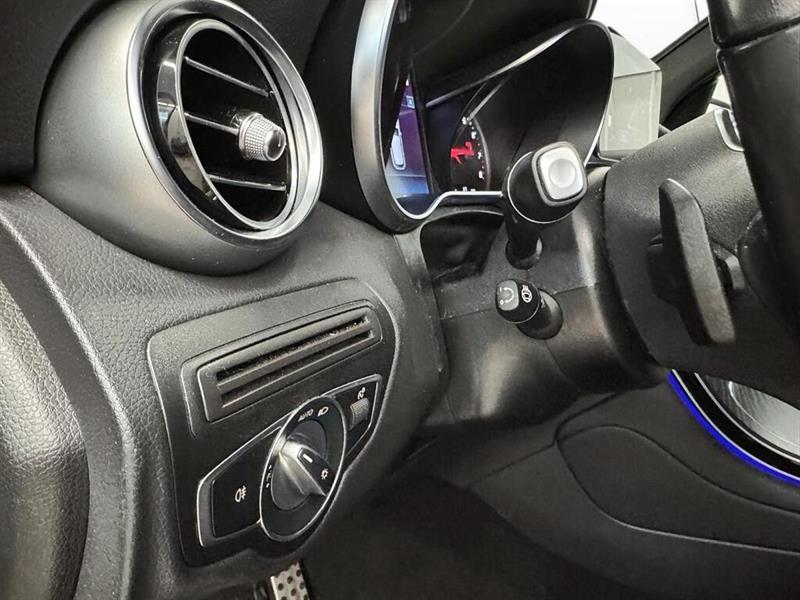 mercedes-benz GLC 2022 - 12