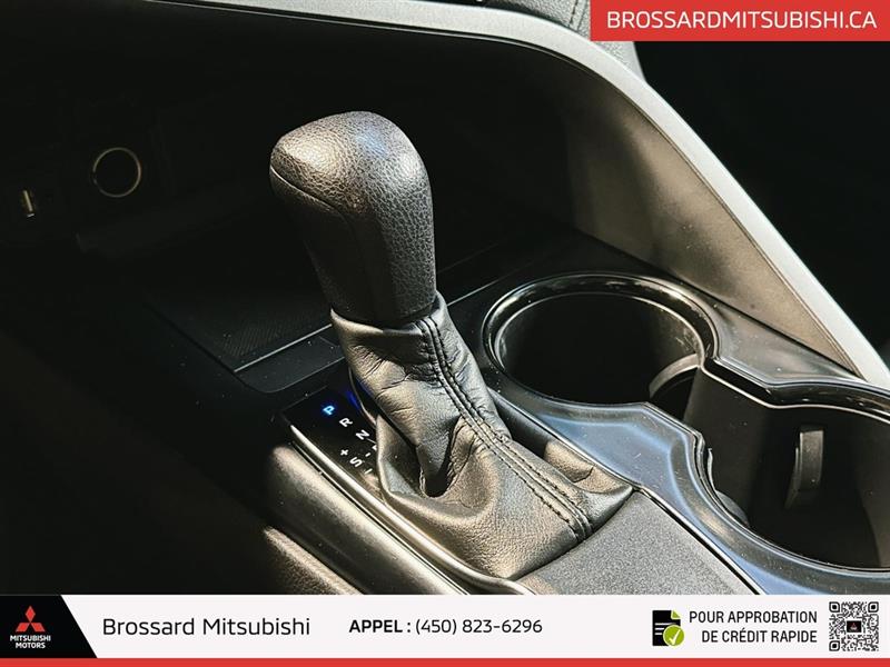 toyota Camry 2018 - 26