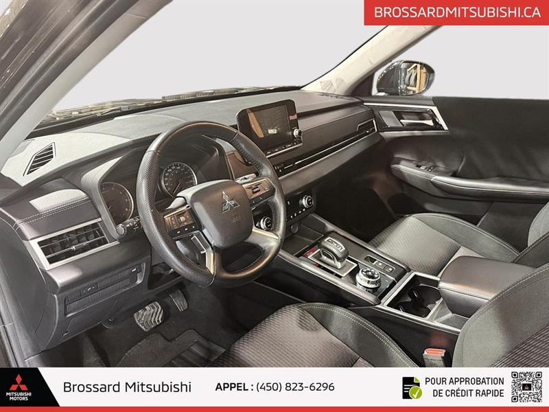 mitsubishi Outlander 2023 - 15