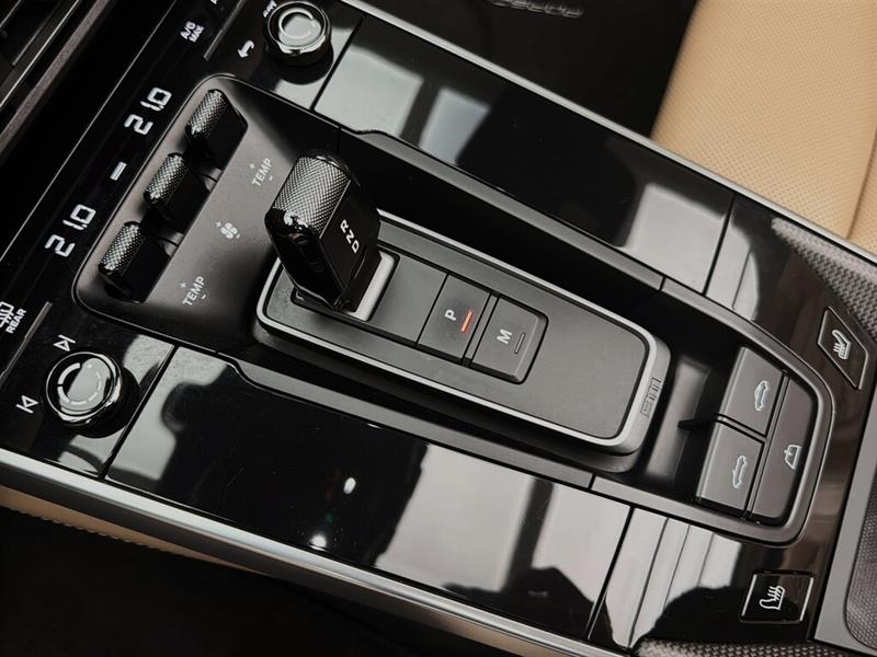 porsche 911 2021 - 23