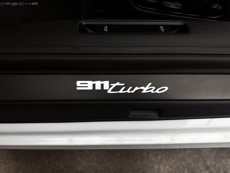 porsche 911 2021 - 33