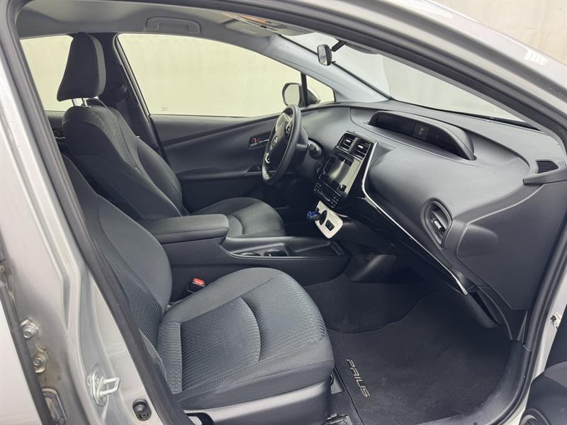 toyota Prius 2017 - 28