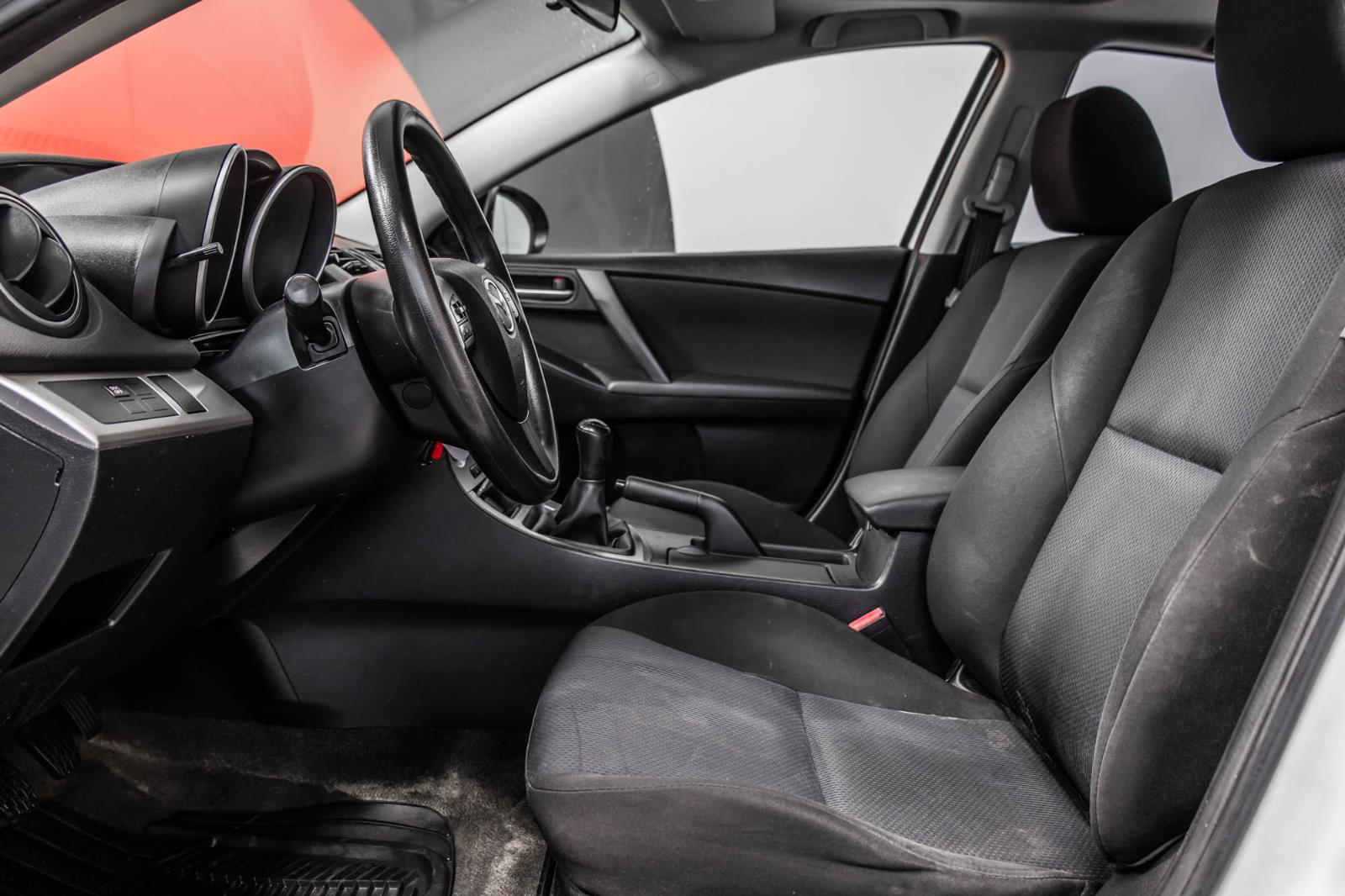 mazda Mazda3 2011 - 13