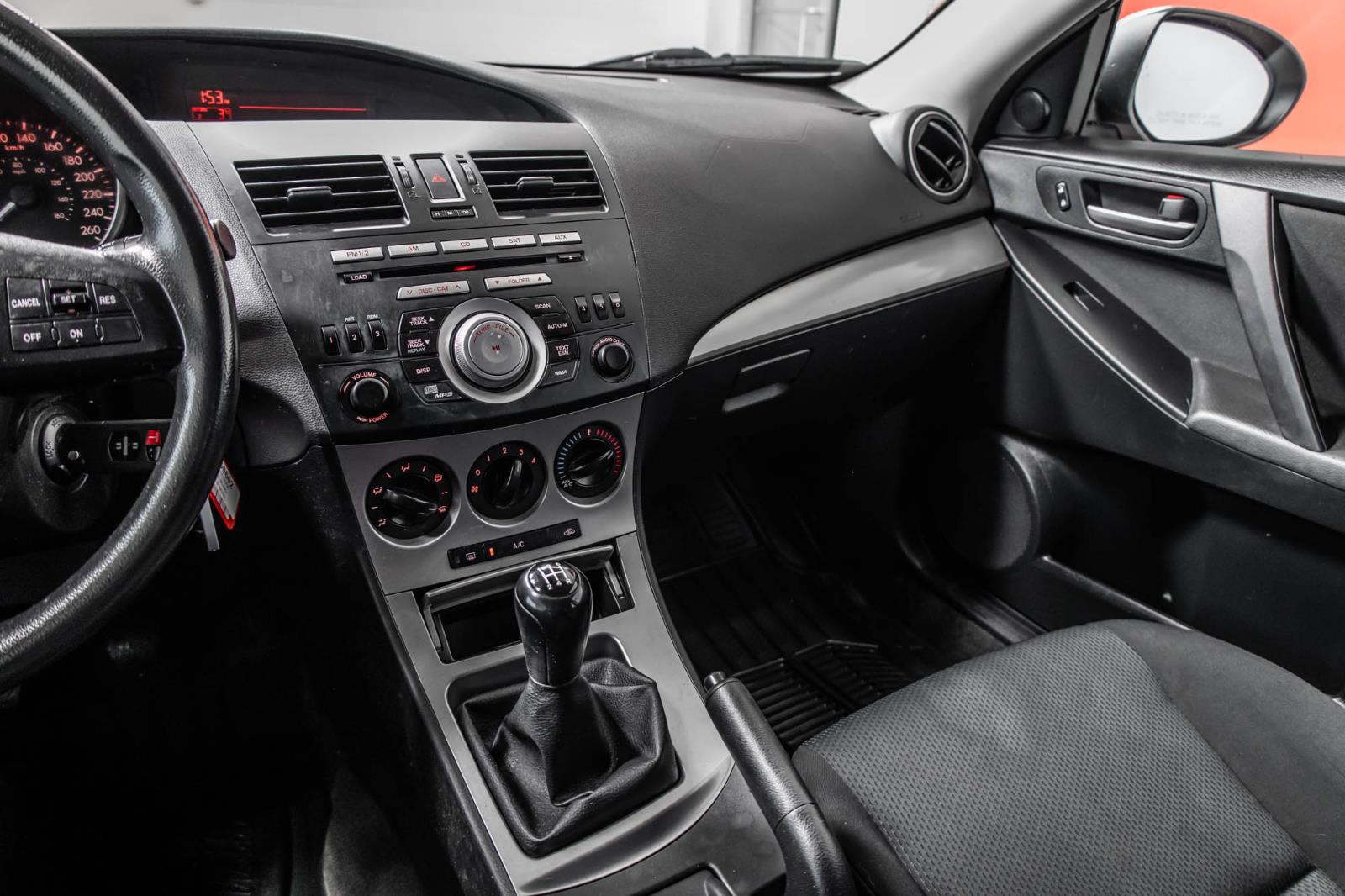 mazda Mazda3 2011 - 18