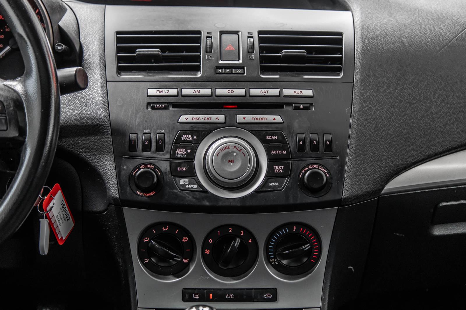 mazda Mazda3 2011 - 28