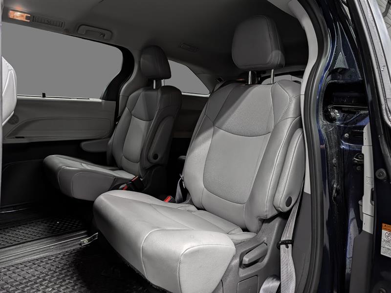 toyota Sienna 2021 - 8