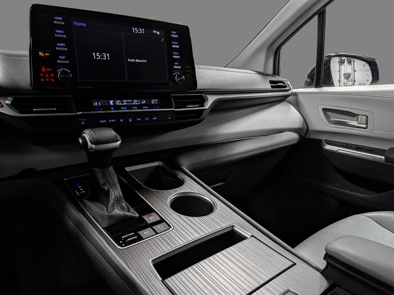 toyota Sienna 2021 - 9