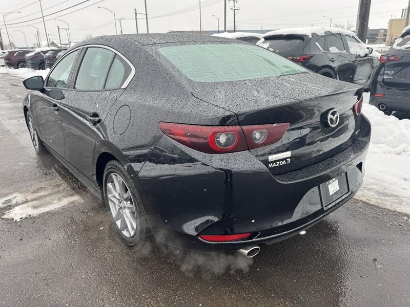 mazda Mazda3 2022 - 8