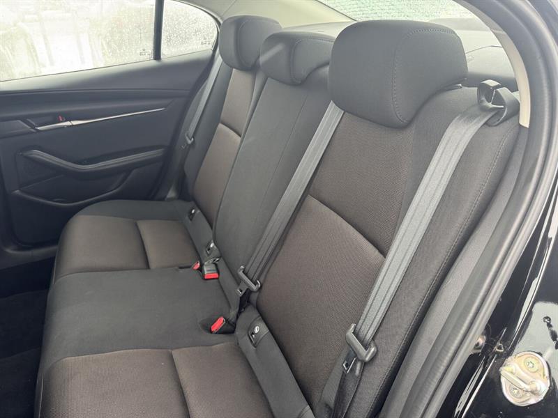 mazda Mazda3 2022 - 25