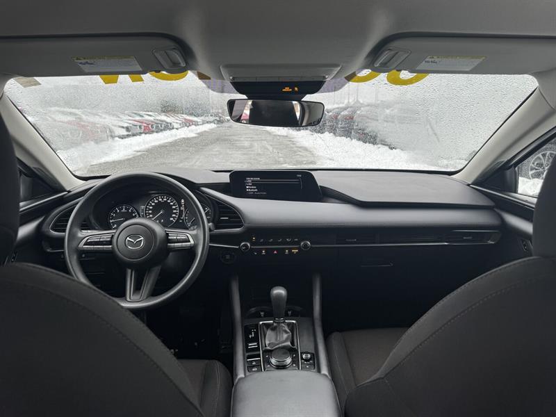 mazda Mazda3 2022 - 26