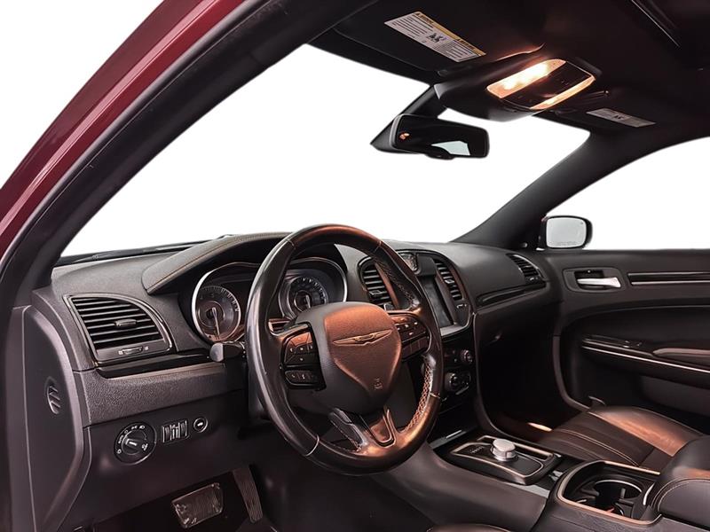 chrysler 300 2019 - 13