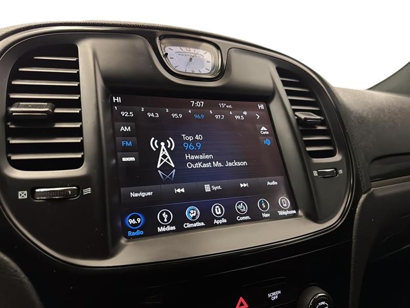 chrysler 300 2019 - 29