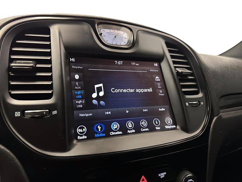 chrysler 300 2019 - 30