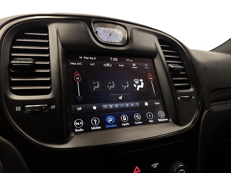 chrysler 300 2019 - 31