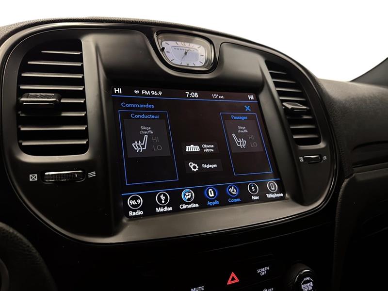 chrysler 300 2019 - 33