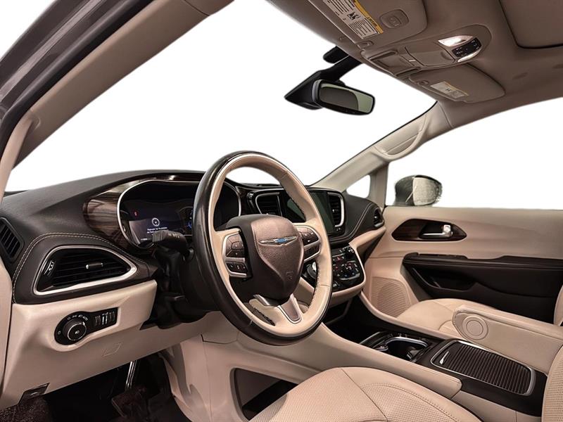 chrysler Pacifica 2021 - 15