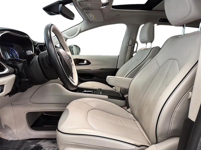 chrysler Pacifica 2021 - 17