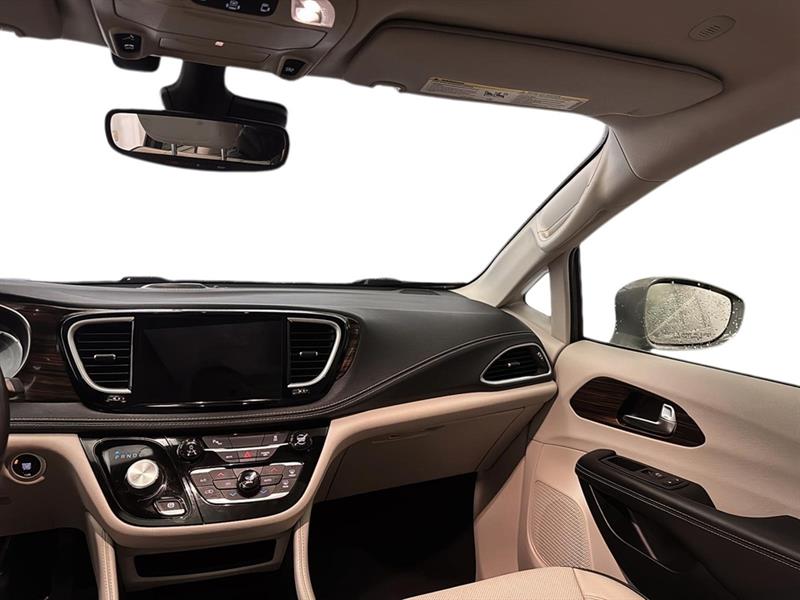 chrysler Pacifica 2021 - 27