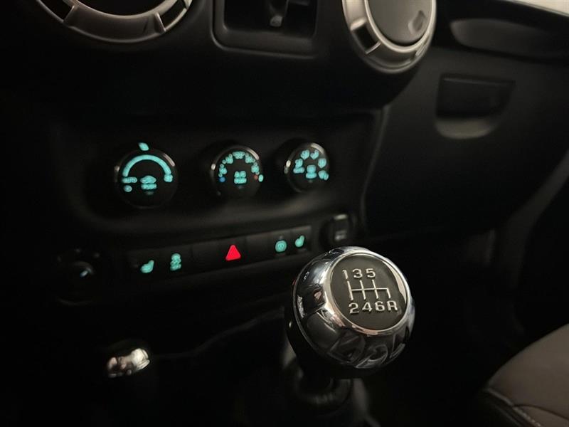 jeep Wrangler 2016 - 23