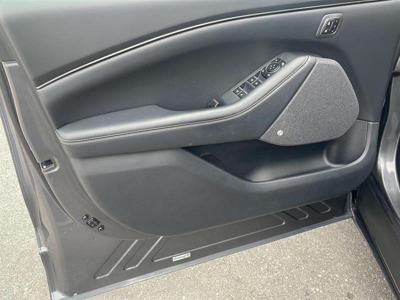 ford Mustang Mach-E 2023 - 12