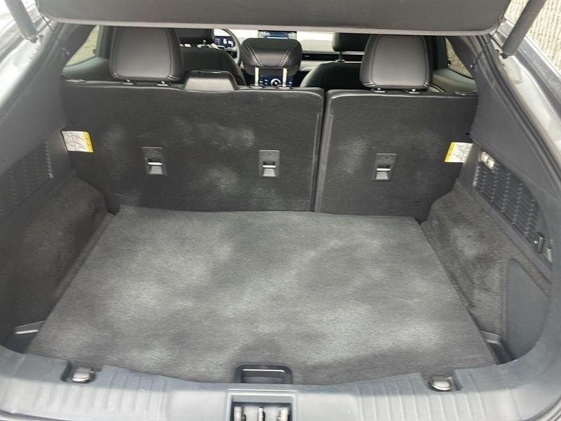 ford Mustang Mach-E 2023 - 13