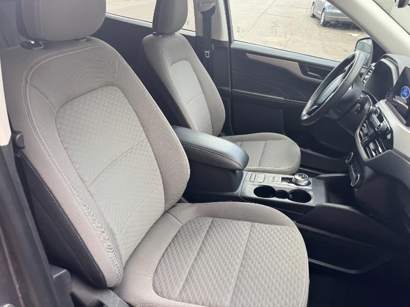 ford Escape 2022 - 26