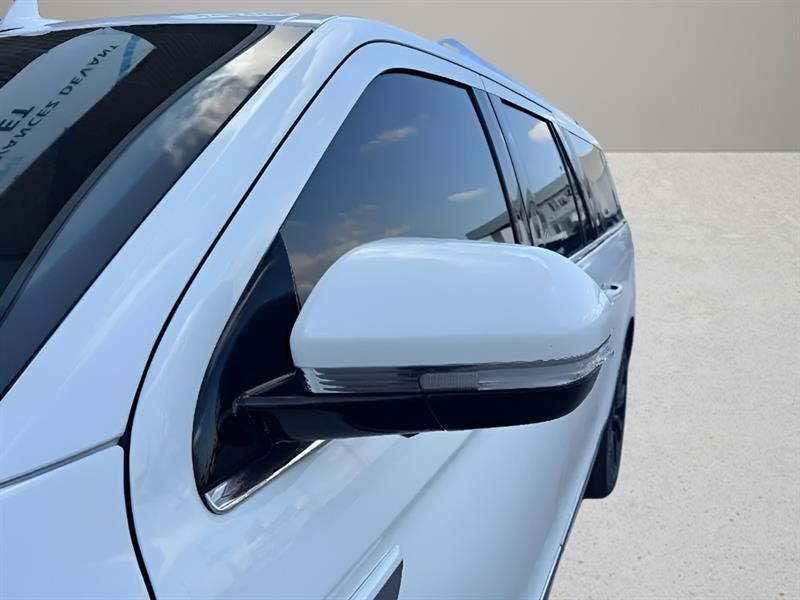 lincoln Navigator L 2022 - 9