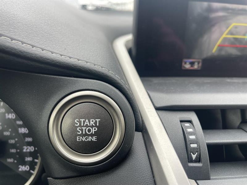 lexus NX 300 2018 - 30