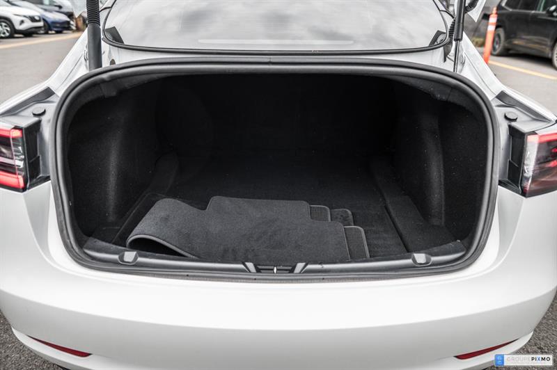 tesla Model 3 2023 - 10