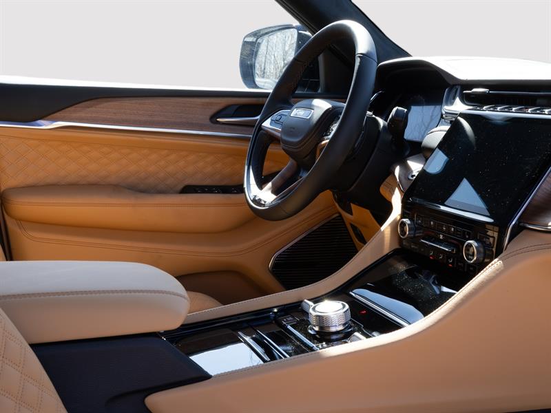 jeep Grand Cherokee 2025 - 37