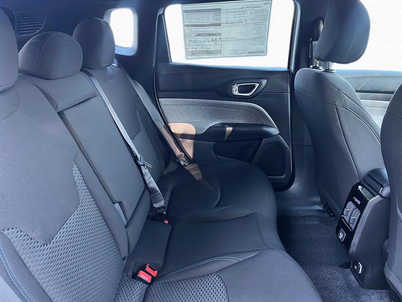 jeep Compass 2025 - 16
