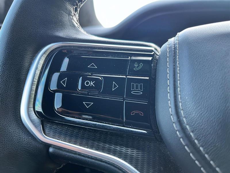 jeep Grand Wagoneer 2022 - 32