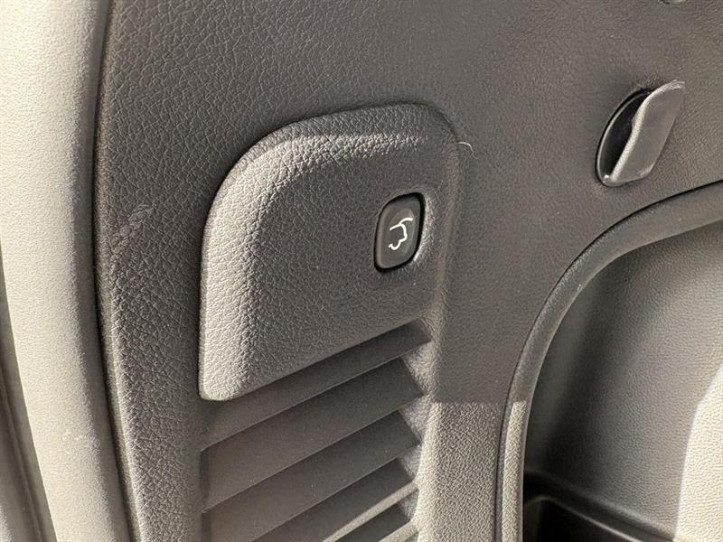 jeep Cherokee 2022 - 16