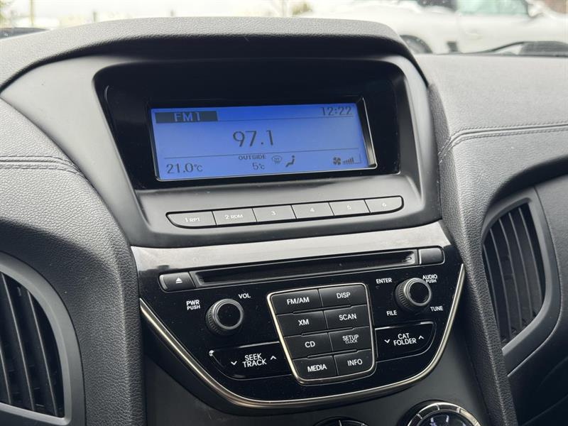 hyundai Coupé Genesis 2014 - 23