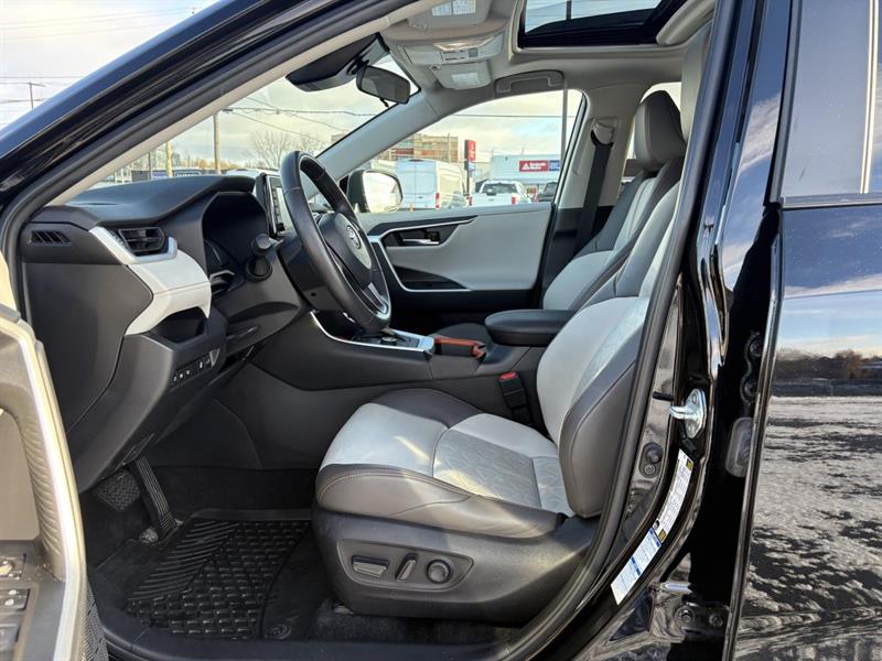 toyota RAV4 2022 - 9