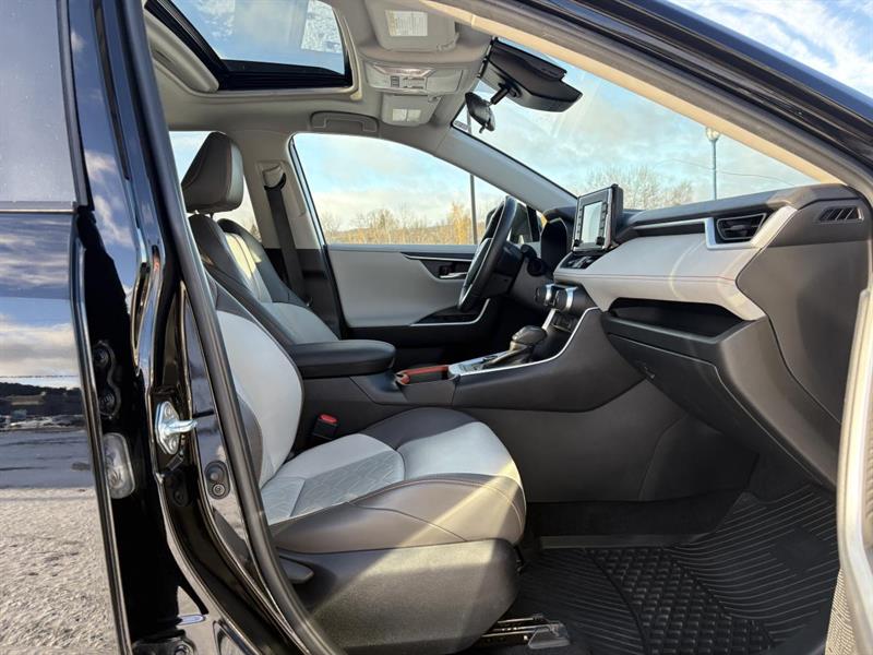 toyota RAV4 2022 - 15