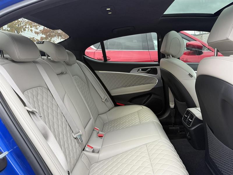 genesis G70 2022 - 27