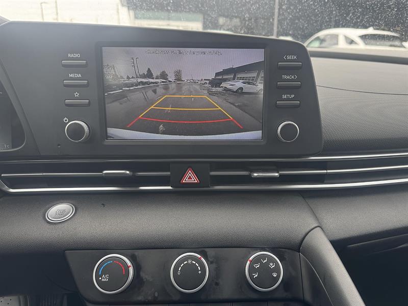 hyundai Elantra 2021 - 18