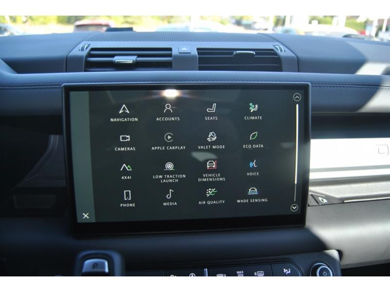 land rover Defender 2023 - 21